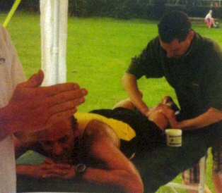 daz treating malmsbury half marathon winner 2013 pic